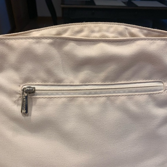 lululemon athletica Cream Lunch Bag - Picture 5 of 9